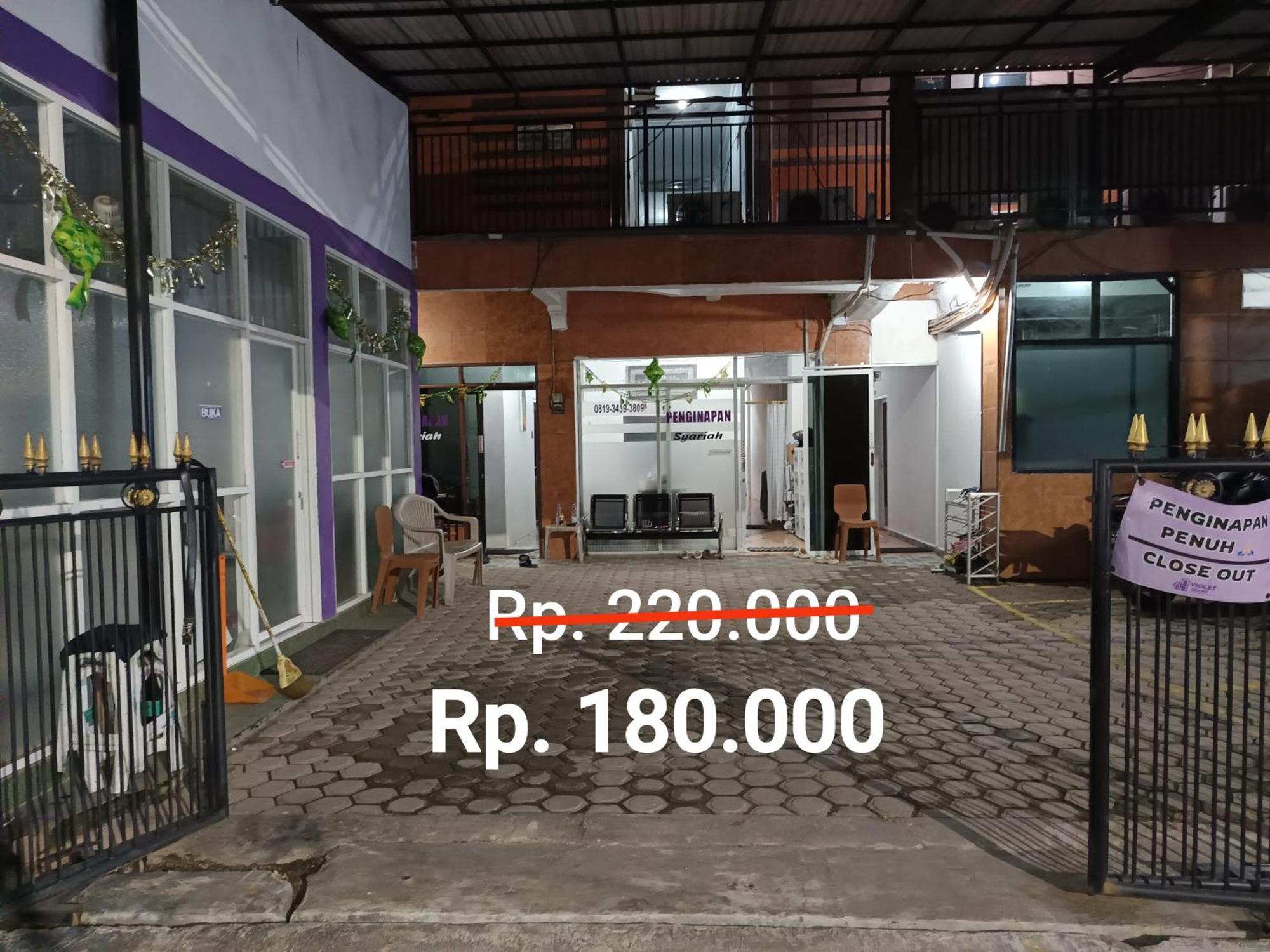 Penginapan Violet Doorz Syariah Banjarbaru Экстерьер фото
