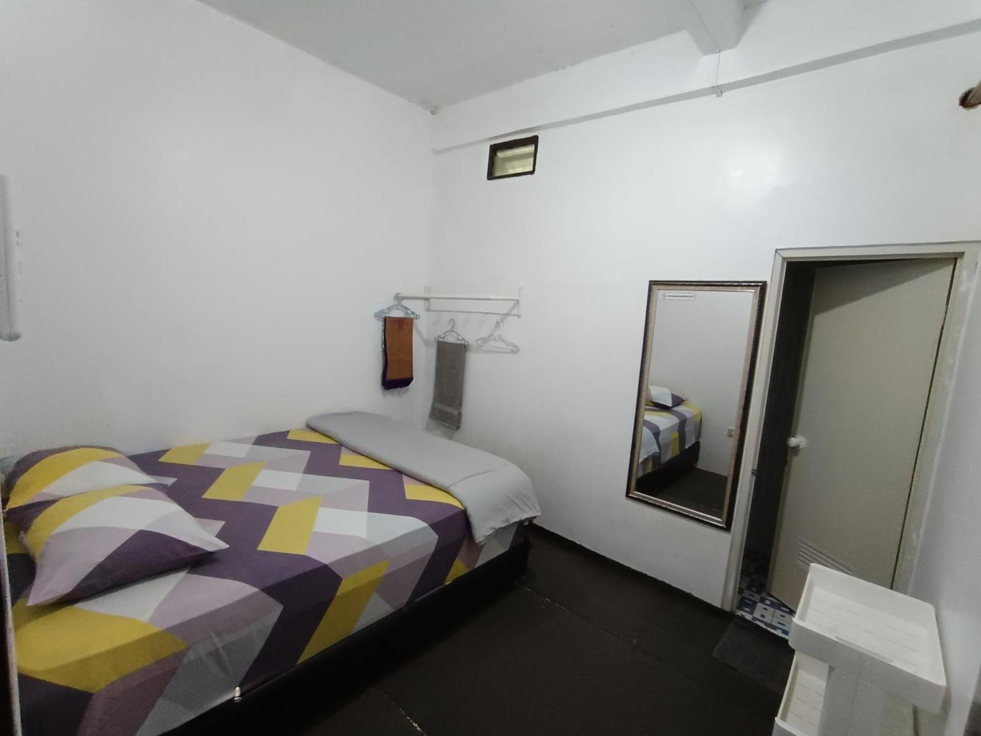 Penginapan Violet Doorz Syariah Banjarbaru Экстерьер фото